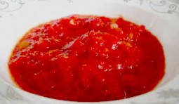 Raw Tomato Chutney or Tamater Chutney